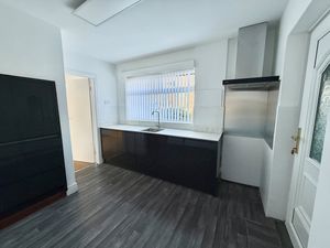 Photo 11- click for photo gallery